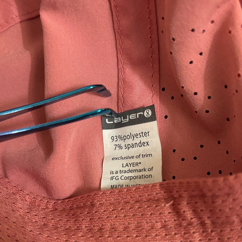 Pink Cap - Picture 4 of 4